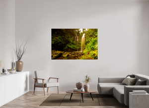 Water falls into Paradises’ Pool