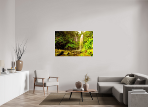 Water falls into Paradises’ Pool