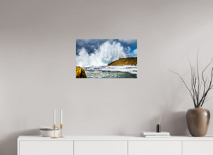 Massive Wave Crashes Ashore