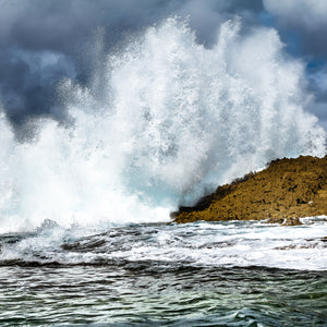 Massive Wave Crashes Ashore