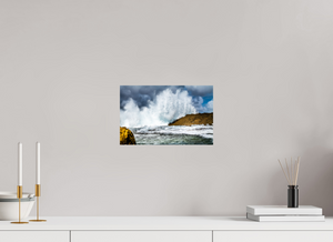 Massive Wave Crashes Ashore